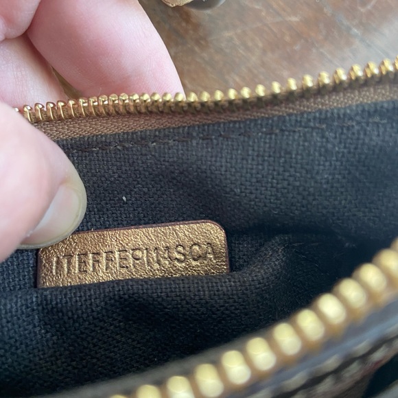 ❗️sale❗️Burberry Authentic handbag - Picture 9 of 9